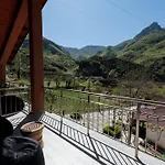Koman_lakeview_apartments Appartamento *
